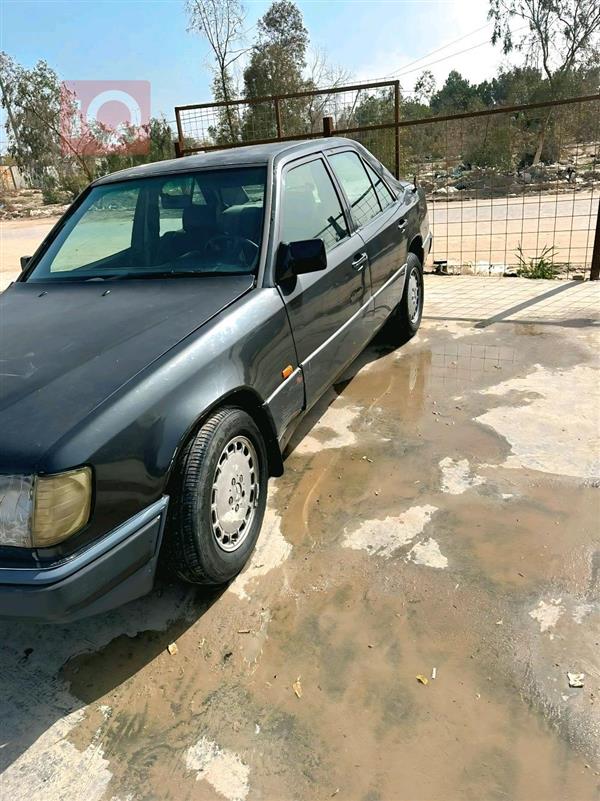 مرسيدس بنز E-Class 1990 للبيع في العراق - حيدرية